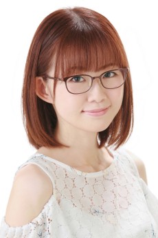 Mai Kadowaki voiceover for Hinako
